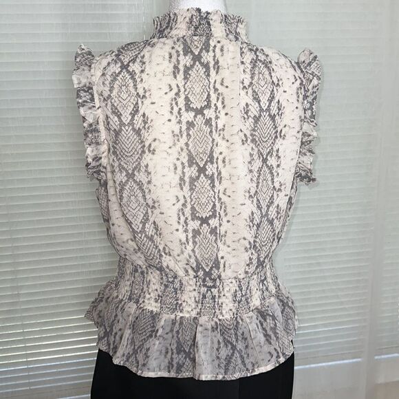 Japna L Ivory Gray Mock Neck Sleeveless Ruffle Animal Print Peplum Blouse - Picture 2 of 11